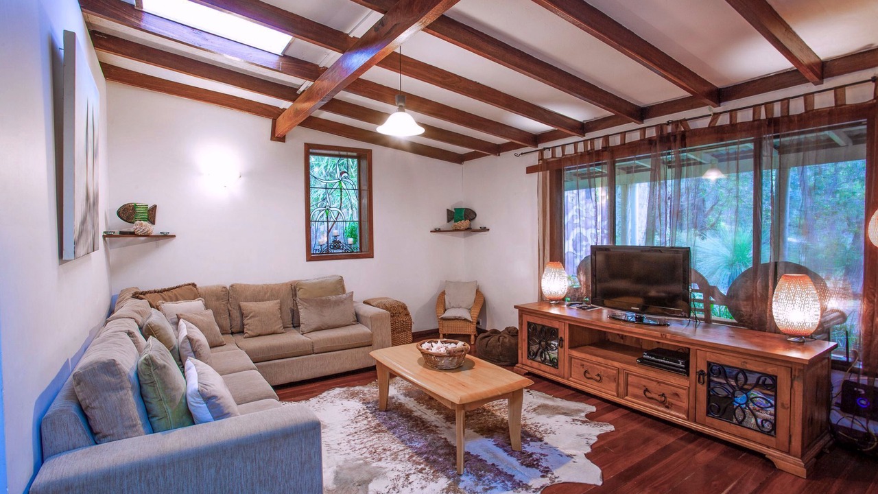 Photo of Livingroom in Redgate