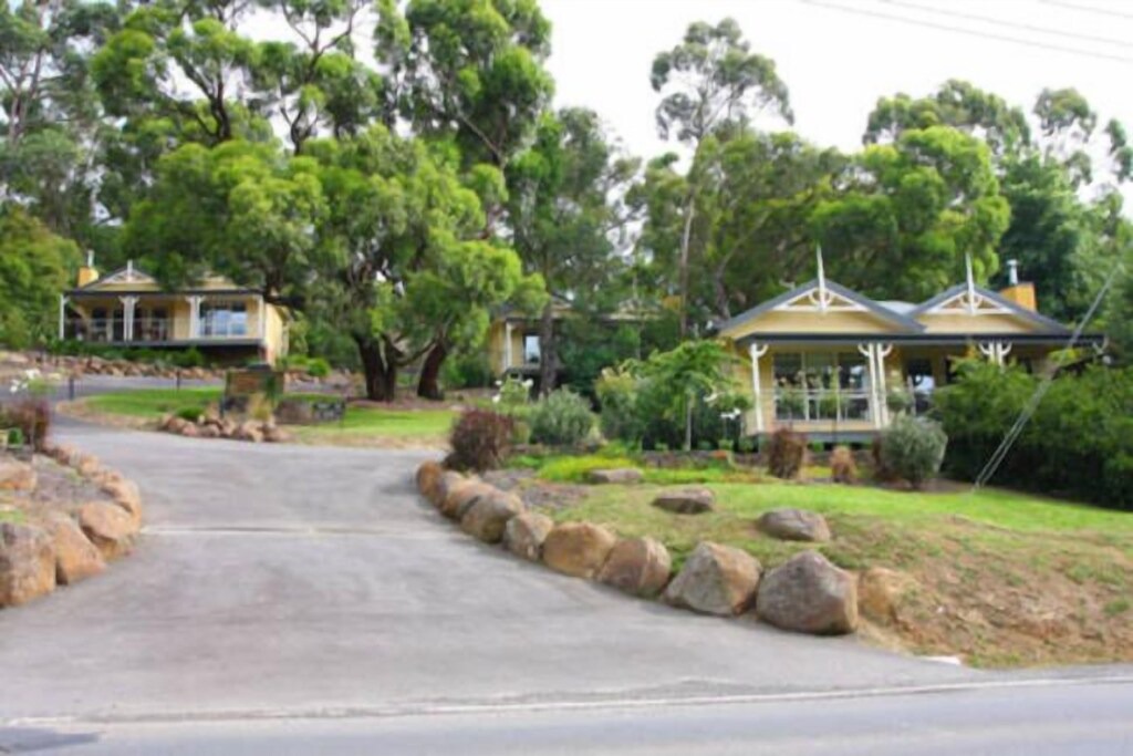 Photo of Buildings in Yarra Junction