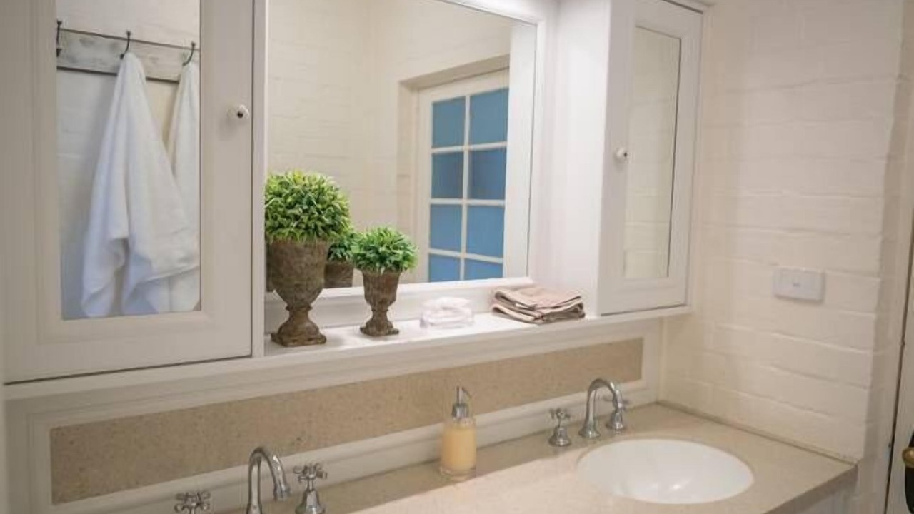 Photo of Bathroom in Orange