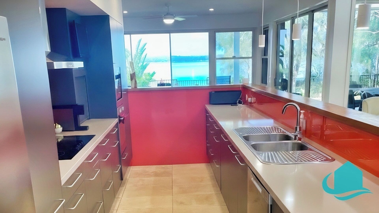 Photo of Kitchen in Cams Wharf