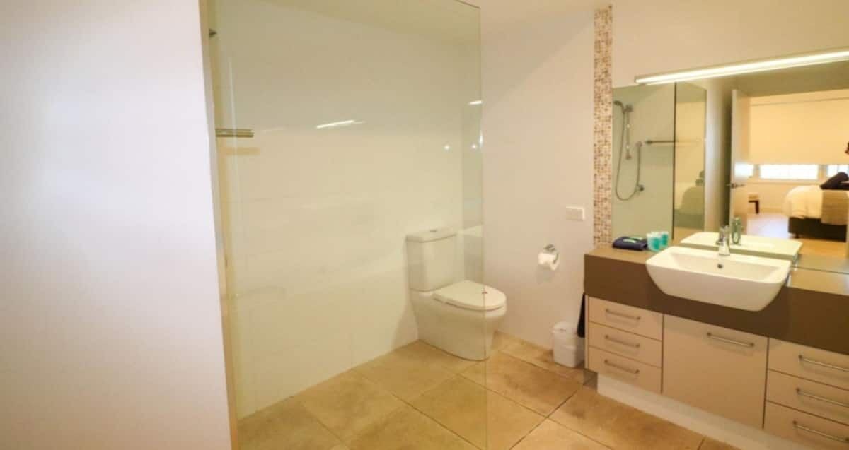 Photo of Bathroom in Cams Wharf