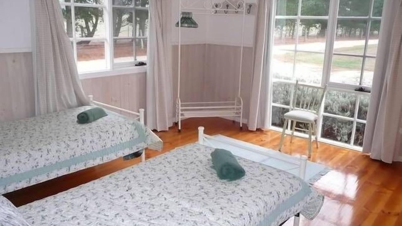 Photo of Bedroom in Mount Egerton