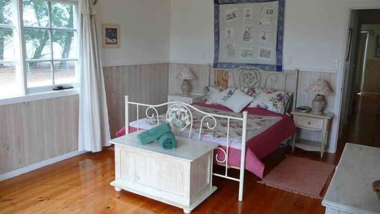 Photo of Bedroom in Mount Egerton