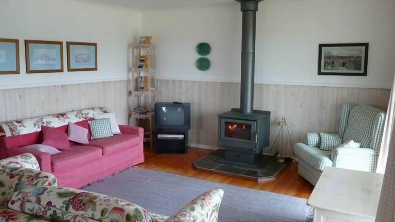 Photo of Livingroom in Mount Egerton