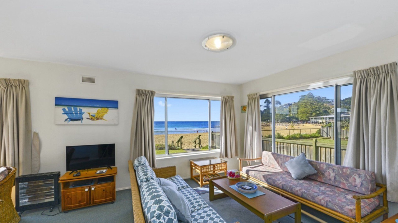 Photo of Livingroom in Avoca Beach