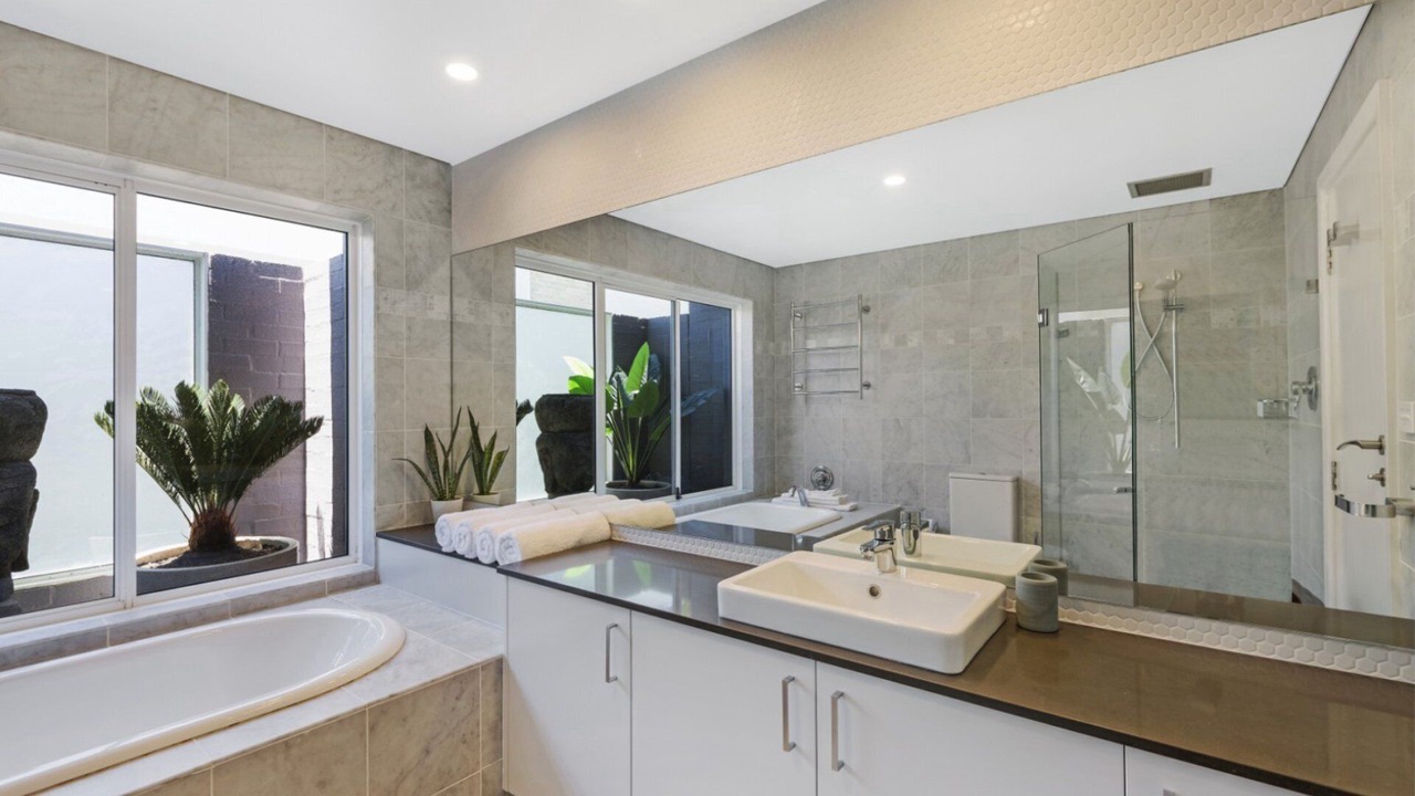Photo of Bathroom in Avoca Beach