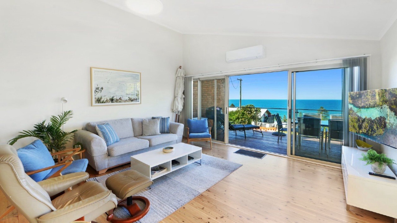 Photo of Livingroom in Avoca Beach