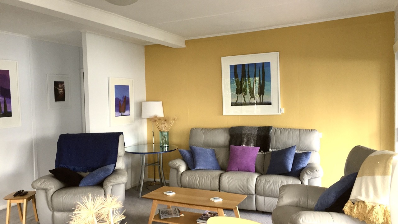 Photo of Livingroom in Adventure Bay
