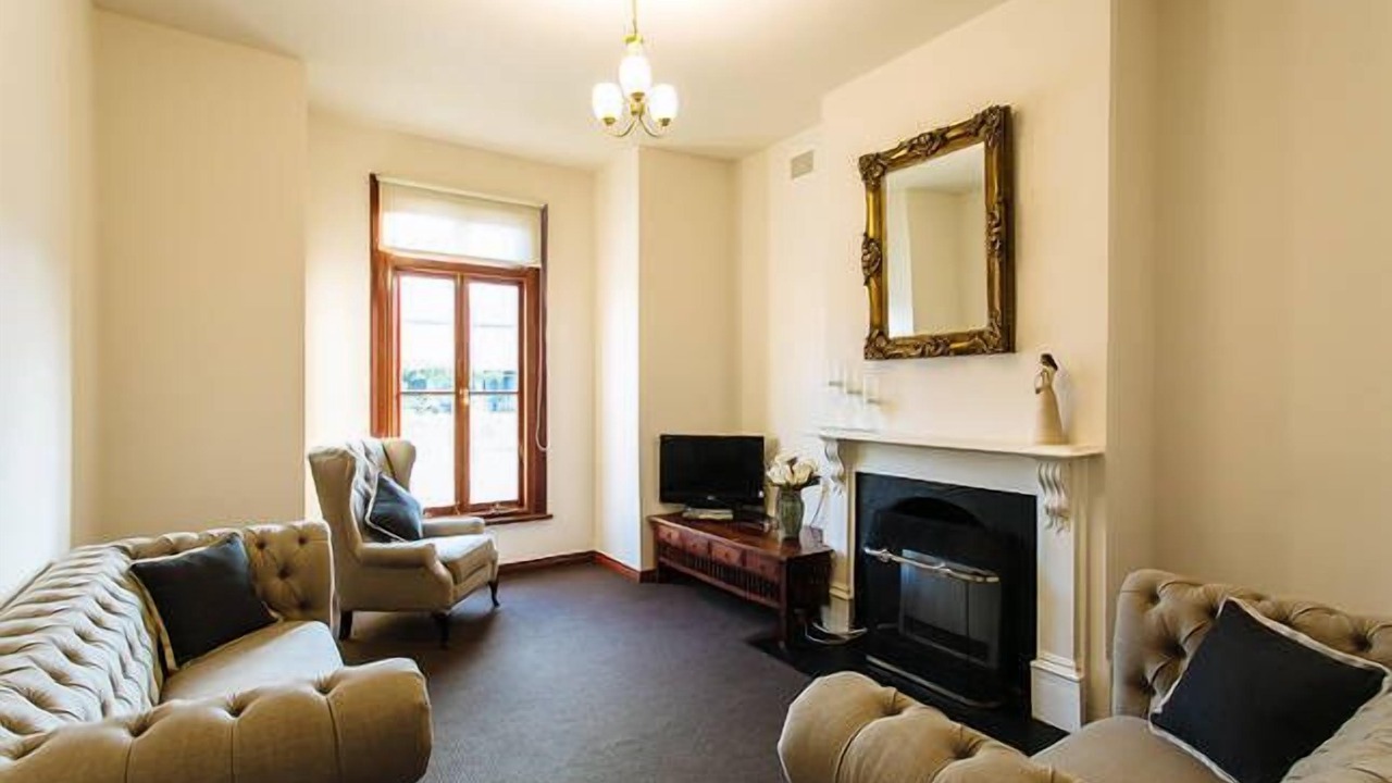 Photo of Livingroom in Centennial Park