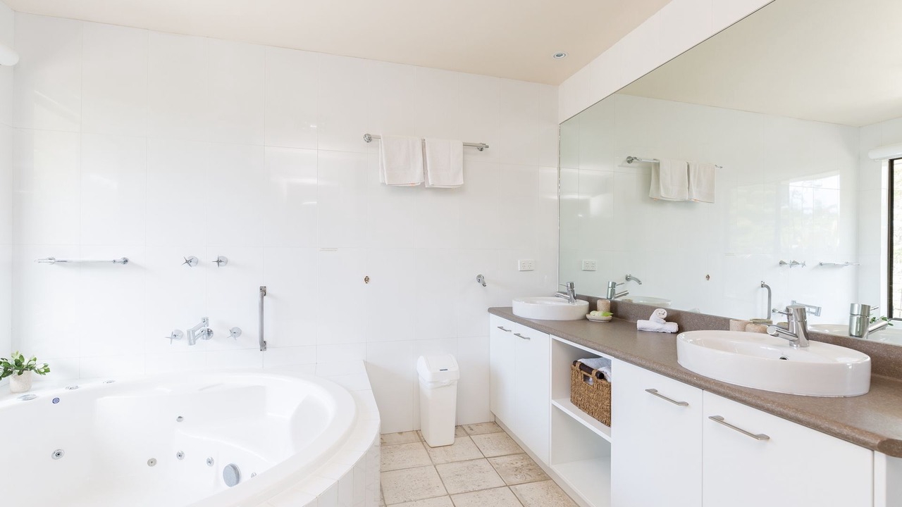 Photo of Bathroom in Waterhouse