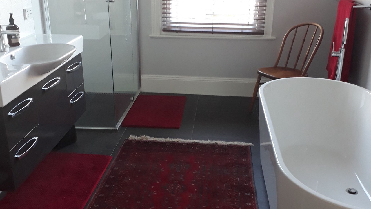 Photo of Bathroom in Newstead