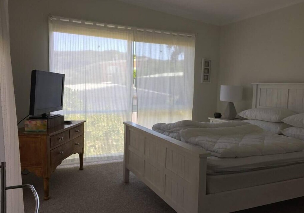 Photo of Livingroom in Sandy Point