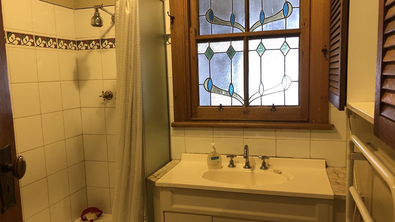 Photo of Bathroom in Queenscliff