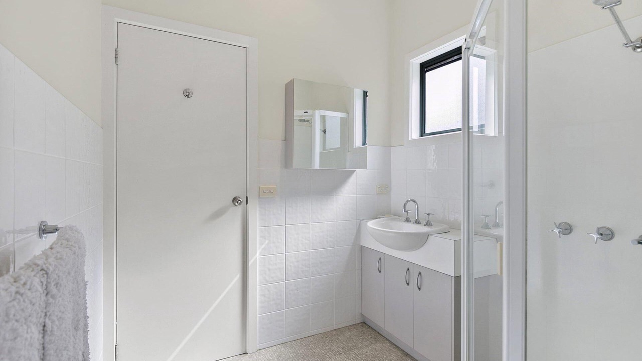 Photo of Bathroom in Lorne