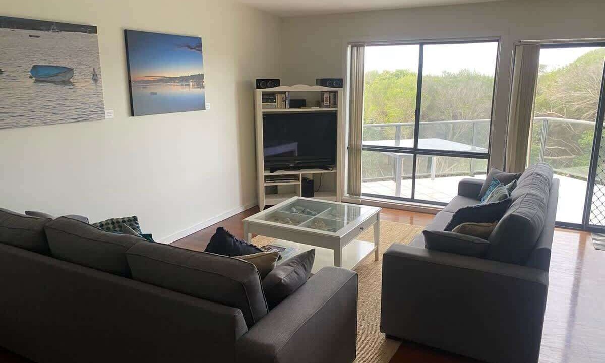 Photo of Livingroom in Tura Beach