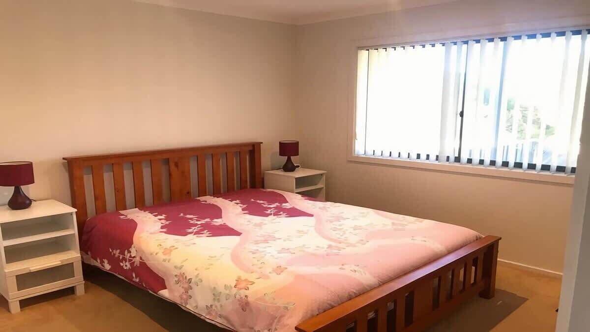 Photo of Bedroom in Tura Beach