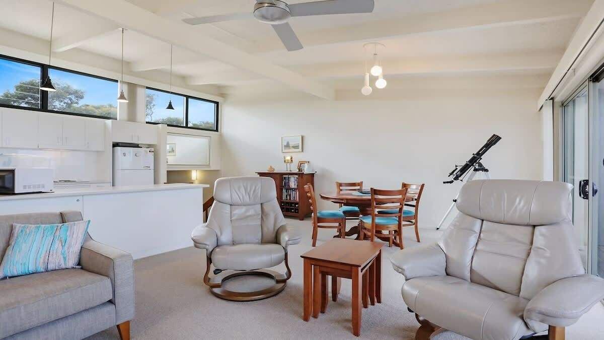Photo of Livingroom in Tura Beach