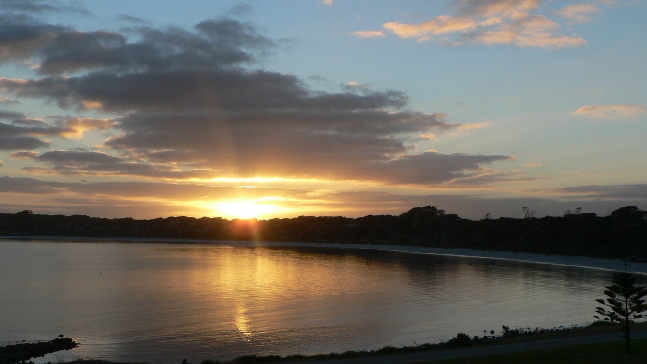 Photo of Others in Emu Bay
