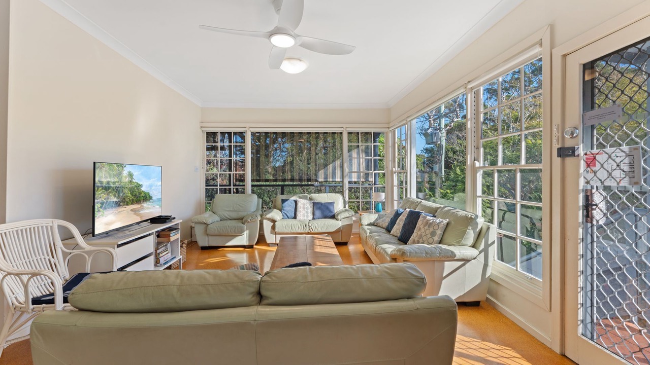 Photo of Livingroom in Shoal Bay
