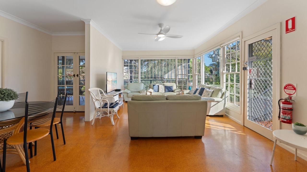 Photo of Livingroom in Shoal Bay