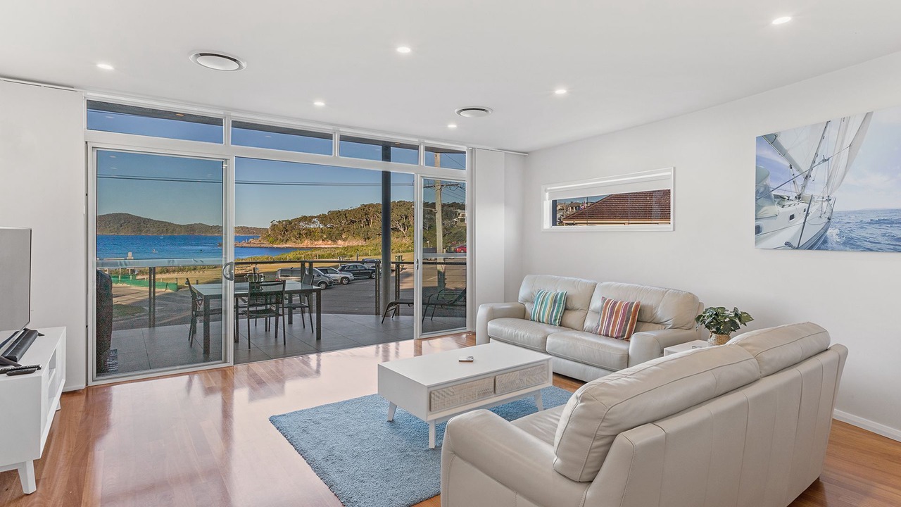 Photo of Livingroom in Fingal Bay