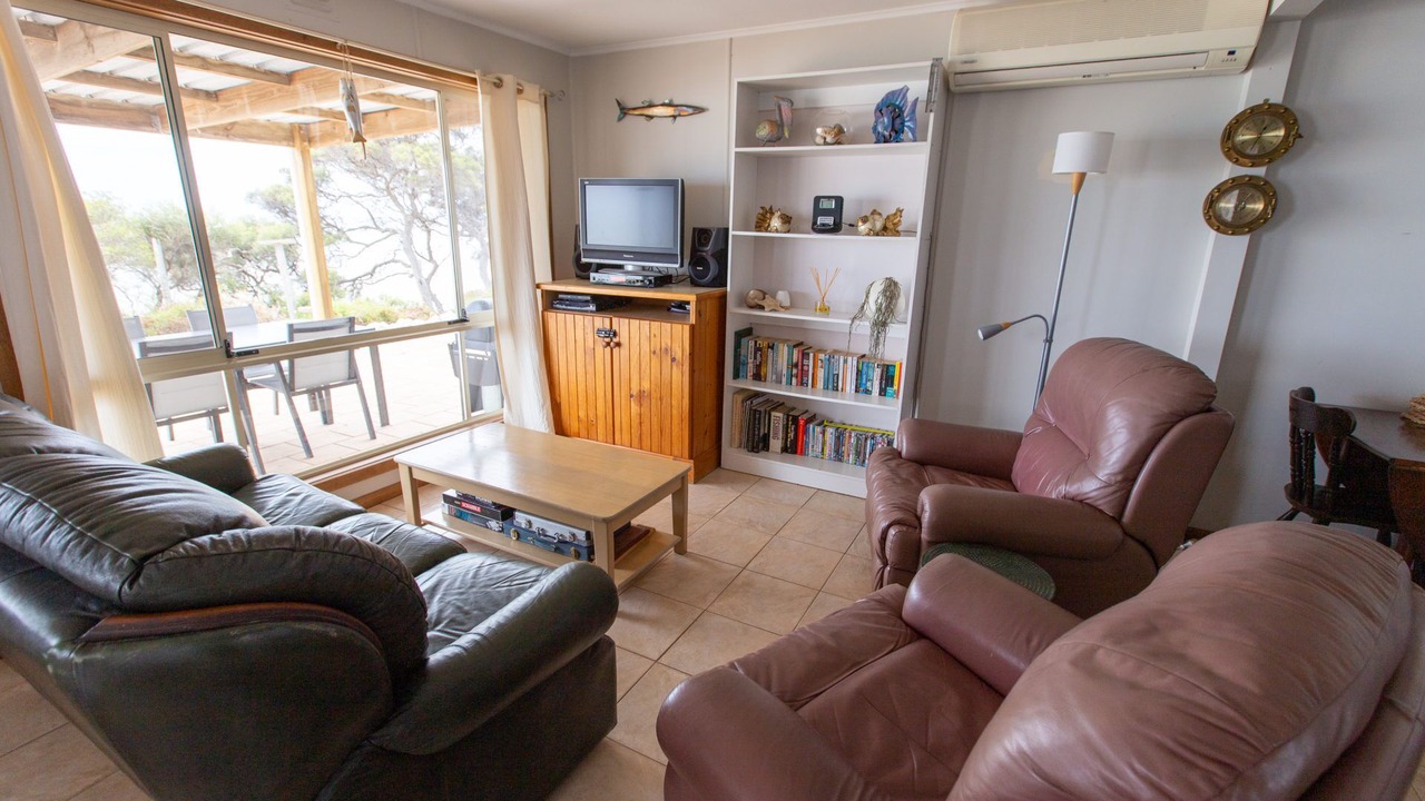 Photo of Livingroom in Carribie