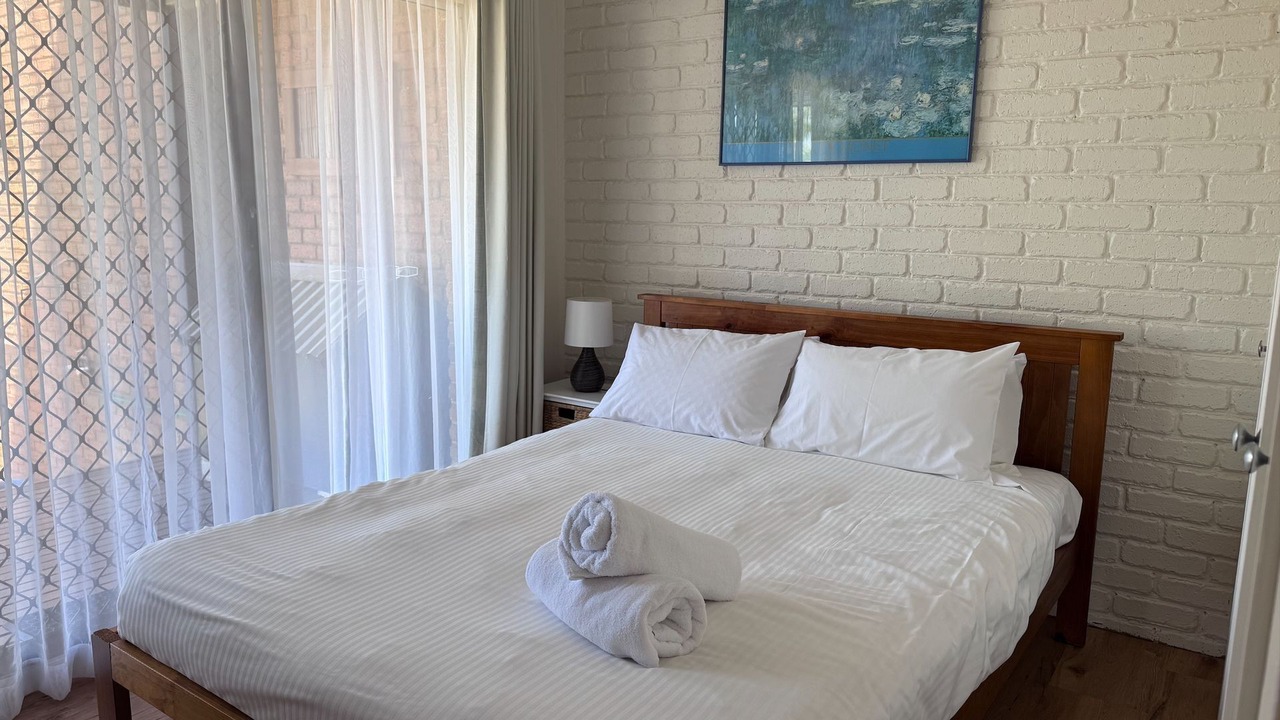 Photo of Bedroom in Tura Beach