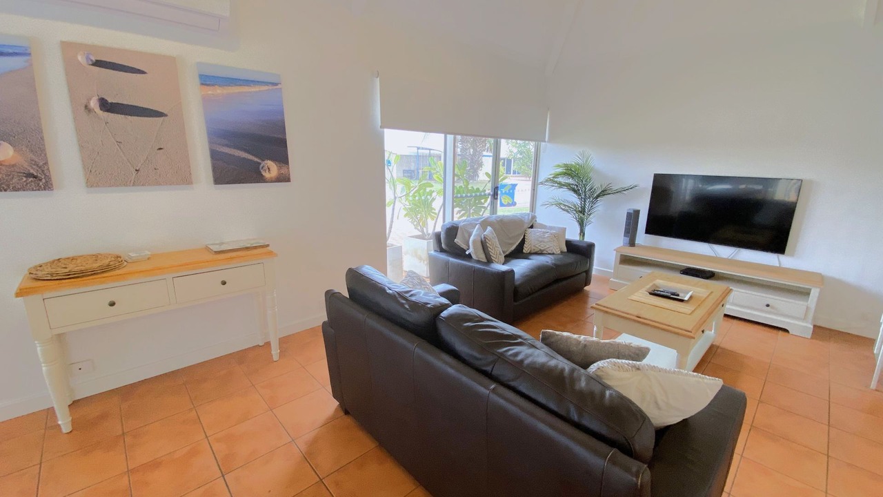 Photo of Livingroom in Exmouth