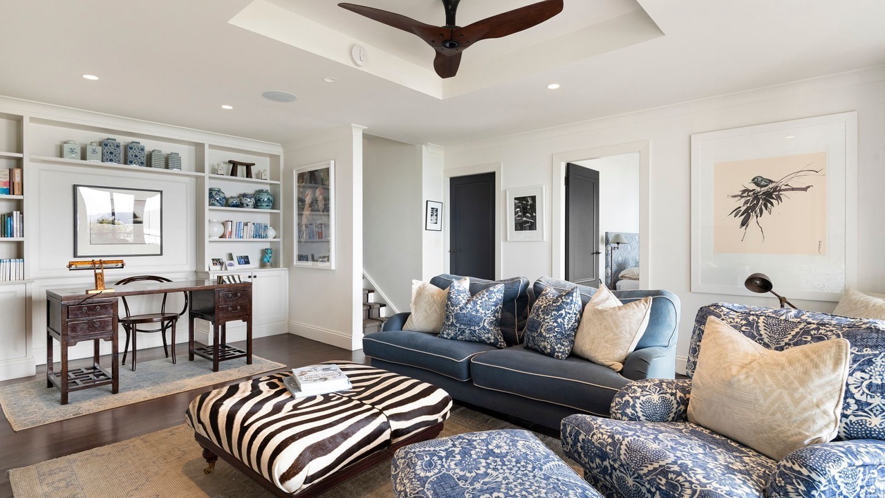 Photo of Livingroom in Palm Beach