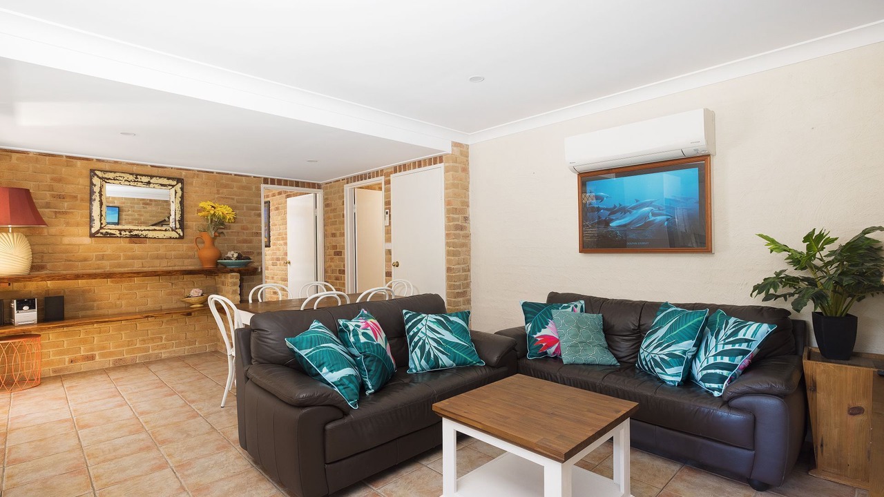 Photo of Livingroom in Anna Bay
