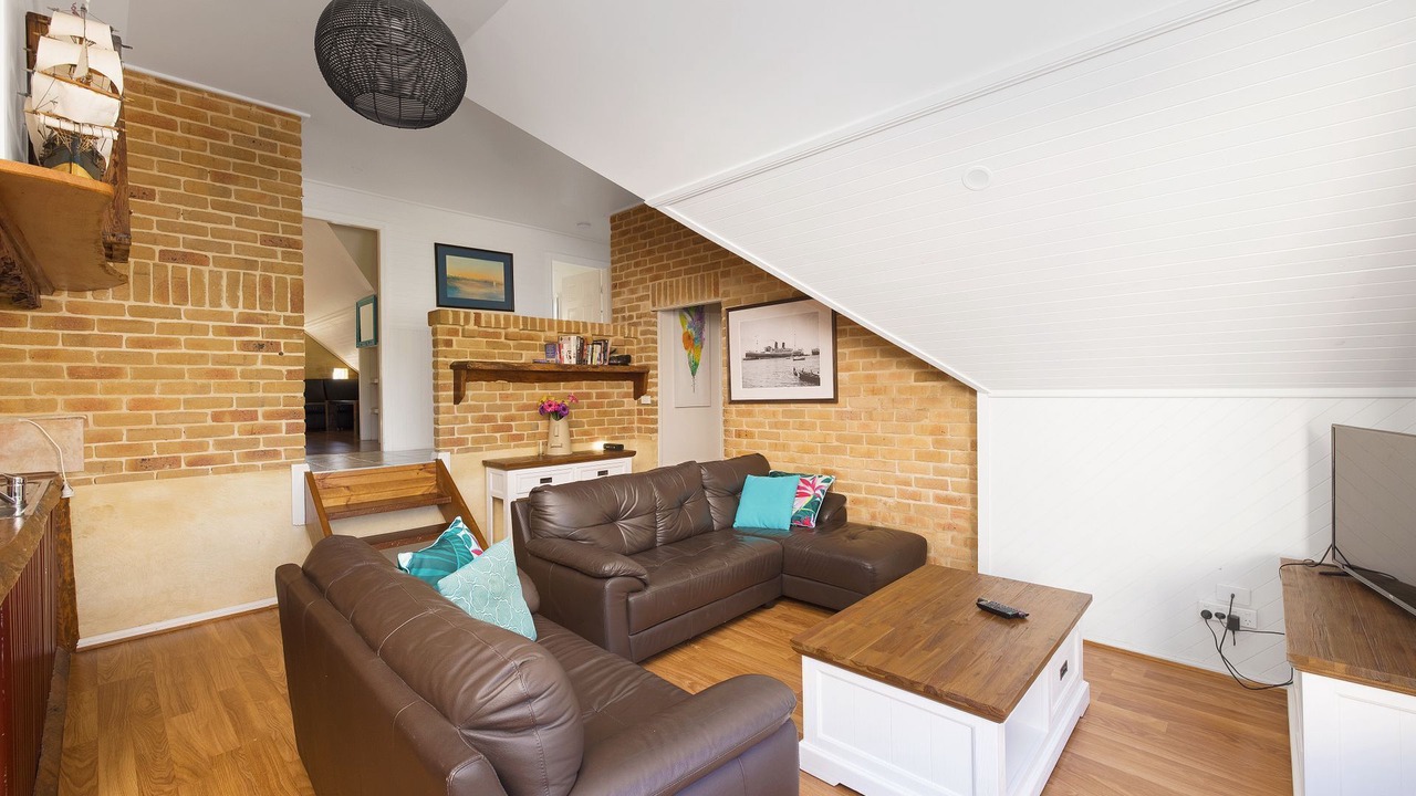 Photo of Livingroom in Anna Bay