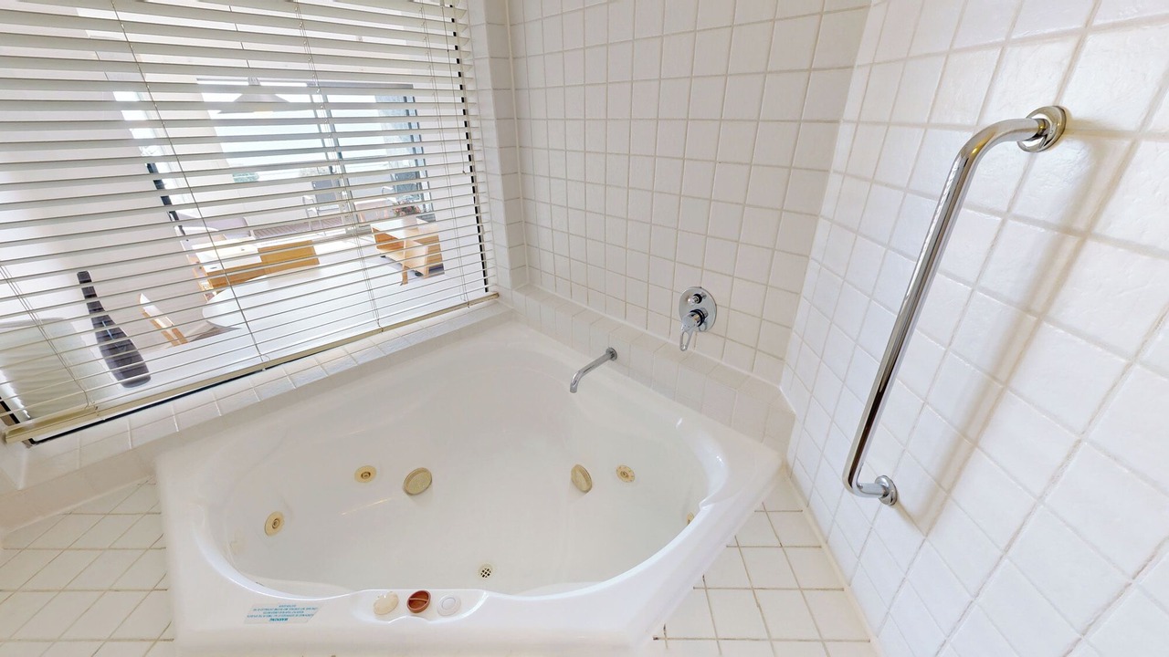 Photo of Bathroom in Lorne