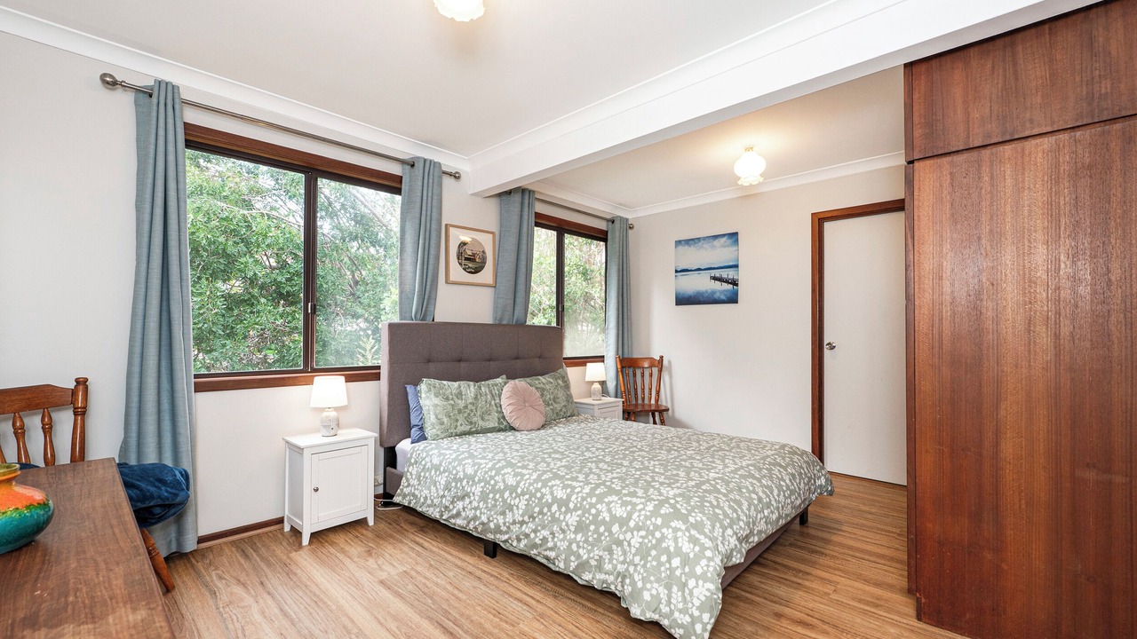 Photo of Bedroom in Guilderton