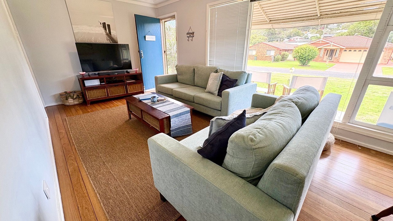 Photo of Livingroom in Shoal Bay