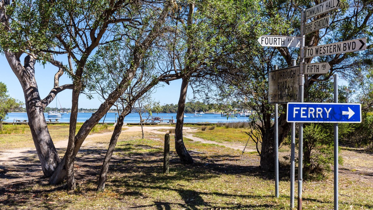 Photo of Others in Raymond Island