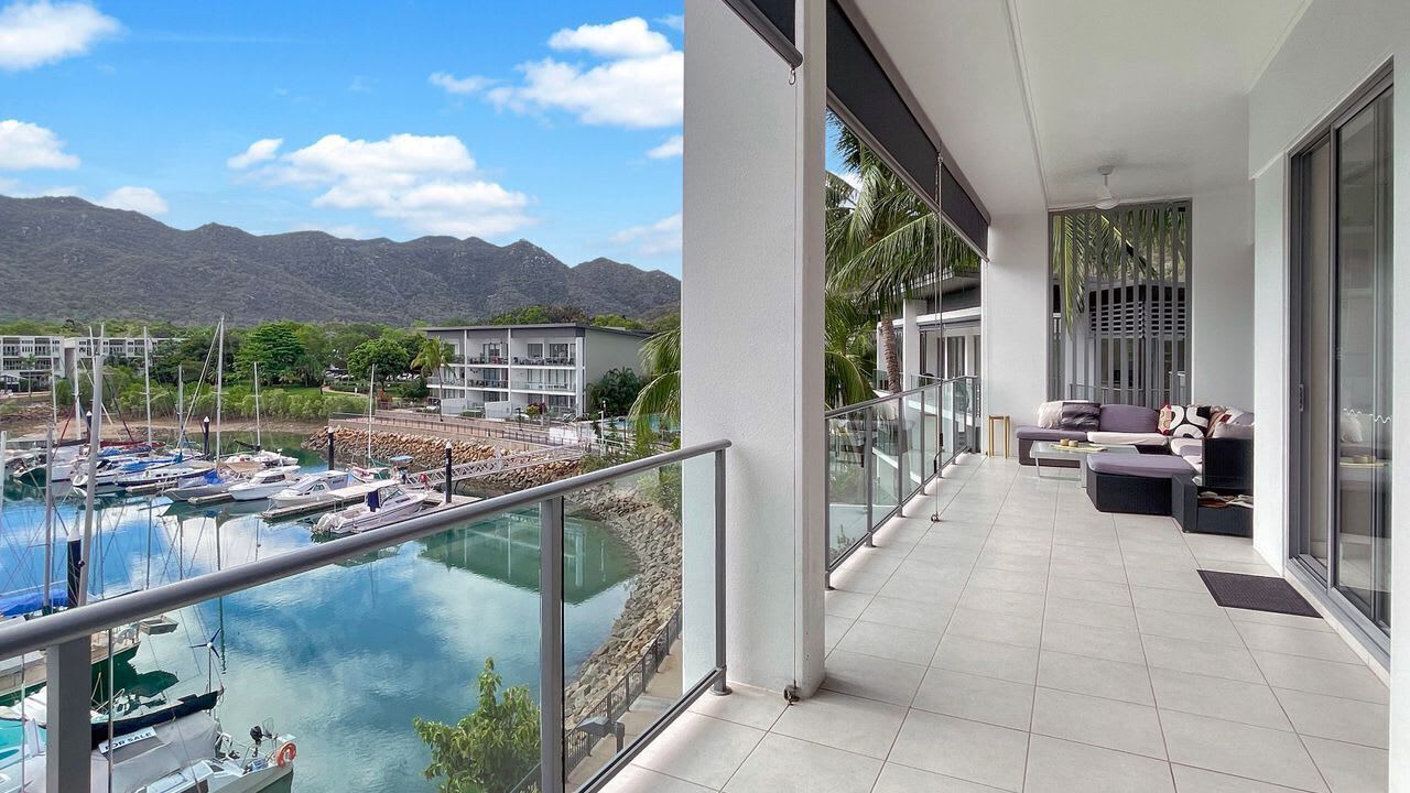 Photo of Patio Balcony in Nelly Bay