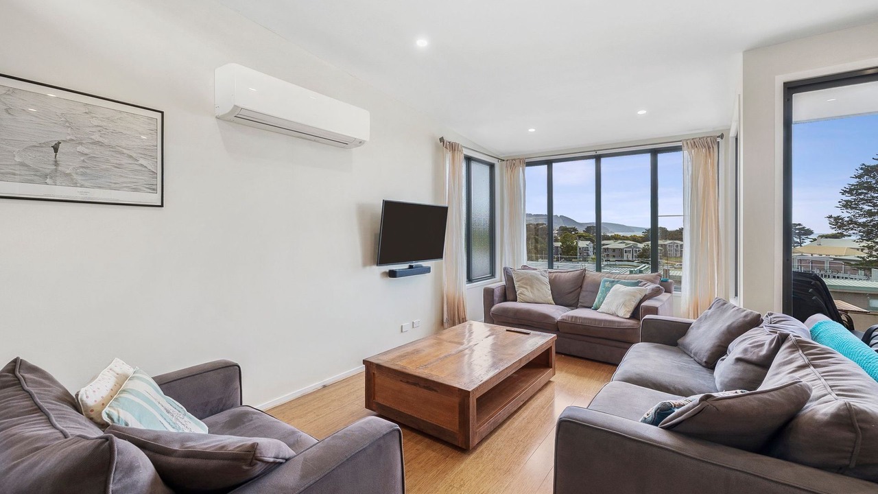 Photo of Livingroom in Lorne