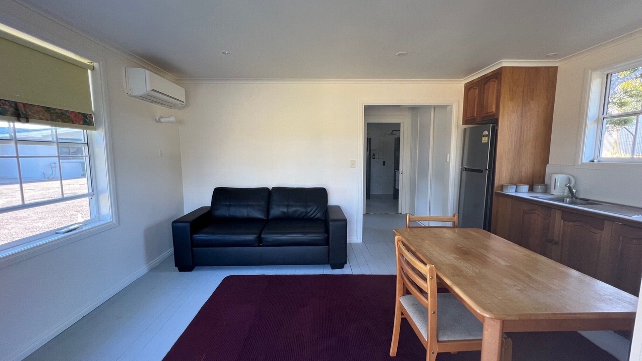 Photo of Livingroom in Strahan