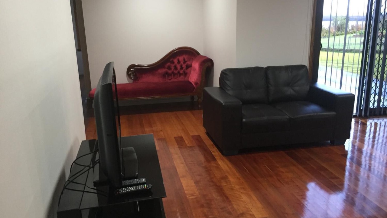Photo of Livingroom in Strahan