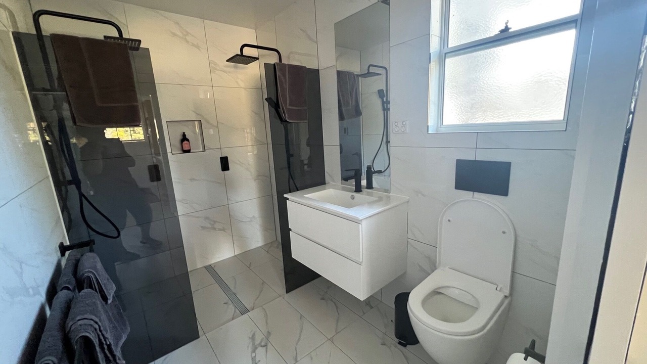 Photo of Bathroom in Strahan
