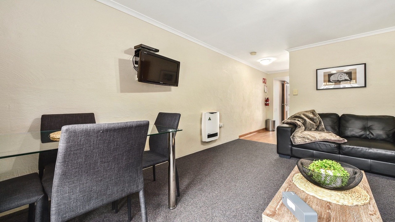 Photo of Livingroom in Newnham