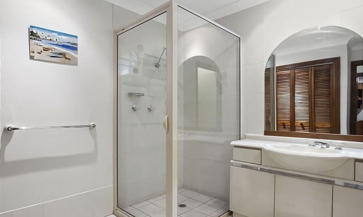 Photo of Bathroom in Batehaven