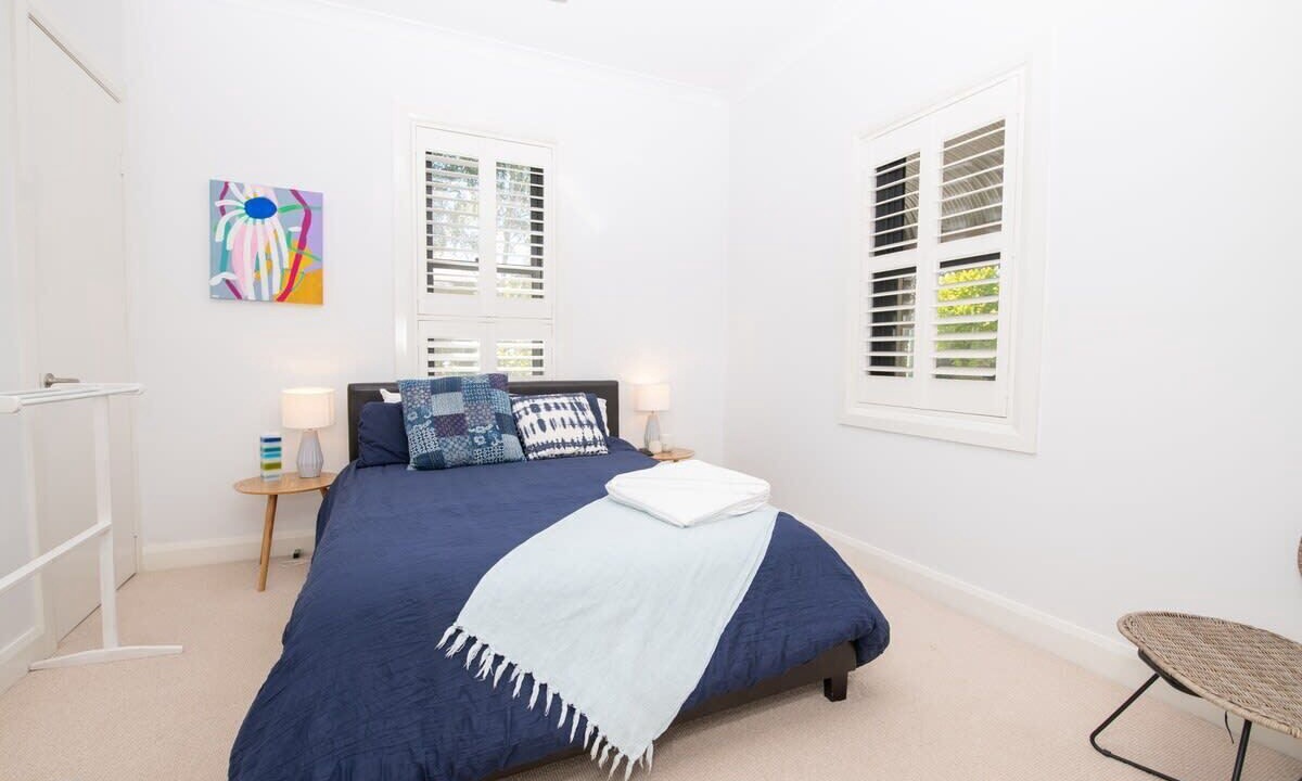 Photo of Bedroom in Orange