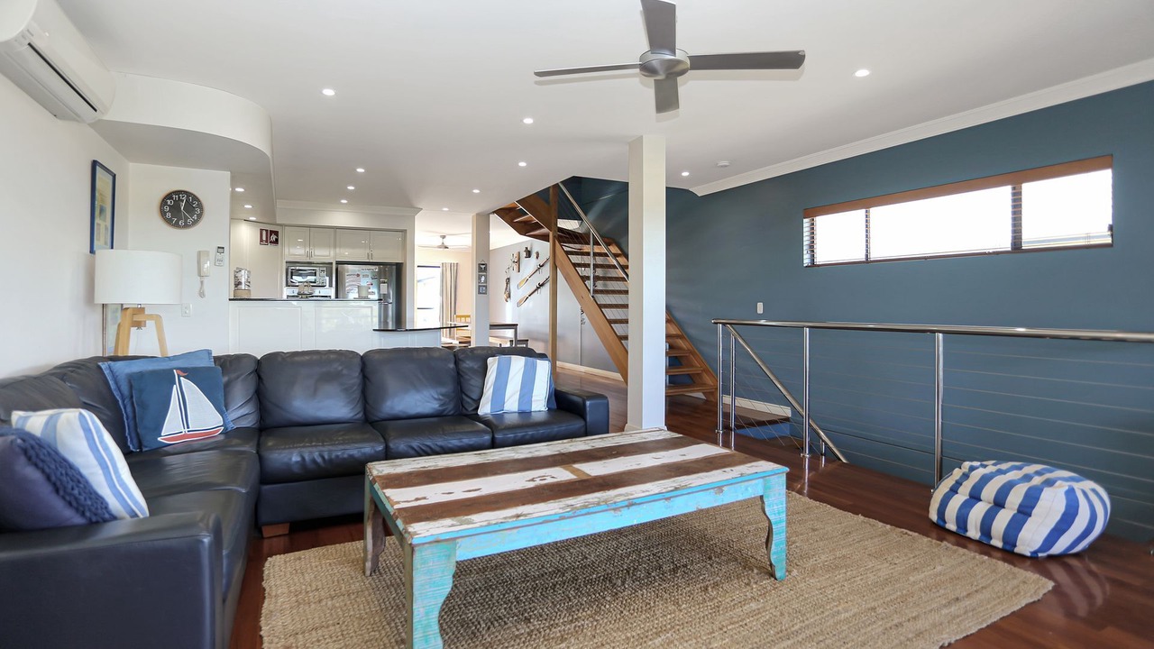 Photo of Livingroom in Hawks Nest
