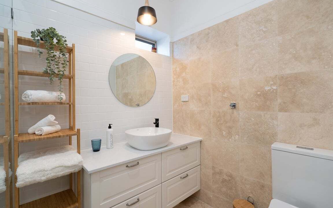 Photo of Bathroom in Glenquarry