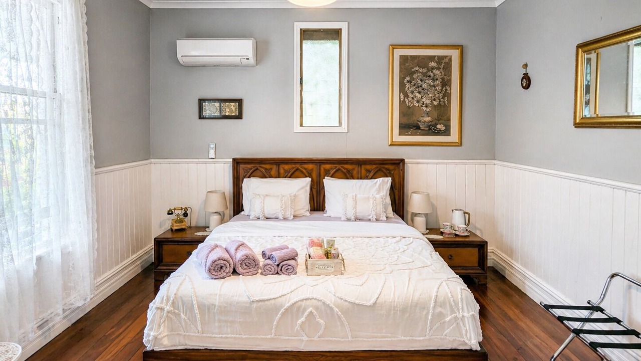 Photo of Bedroom in Mount Helena