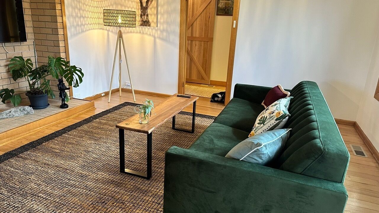 Photo of Livingroom in Penguin