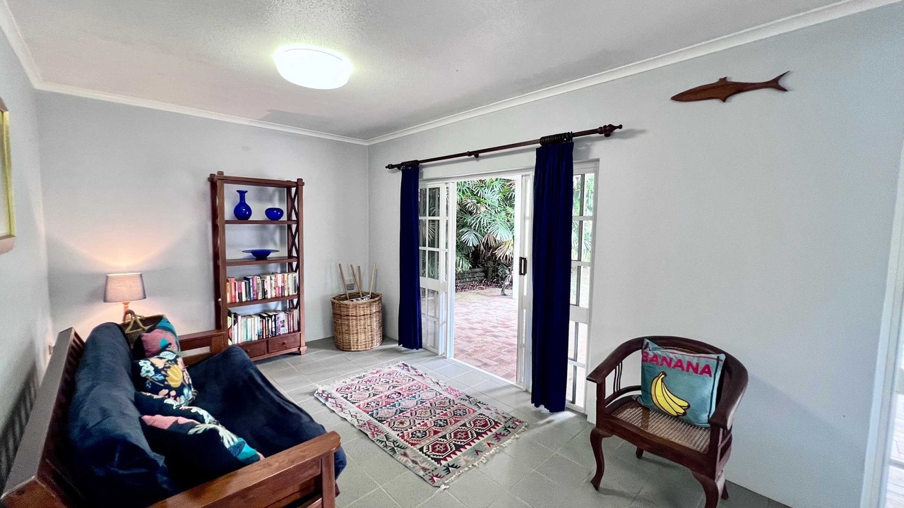 Photo of Livingroom in South Mission