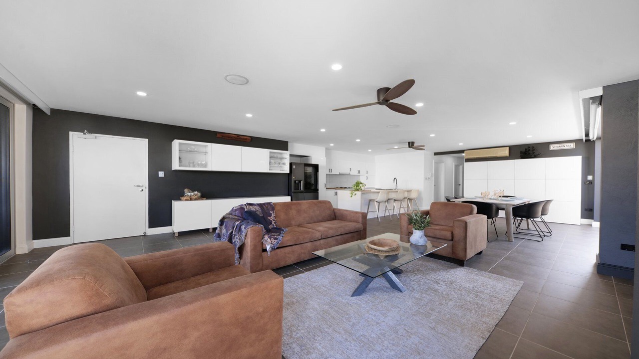 Photo of Livingroom in The Entrance