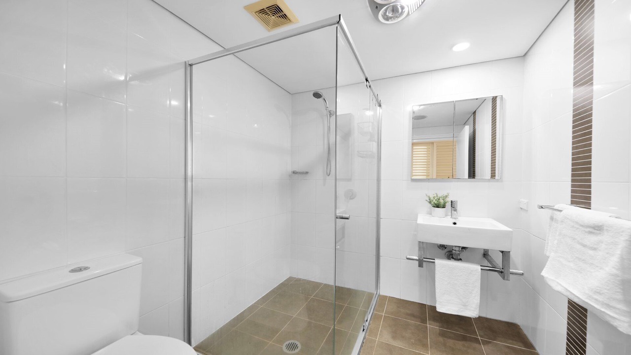 Photo of Bathroom in The Entrance